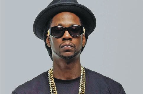 Rapper 2 Chainz Uses Money To Help Family